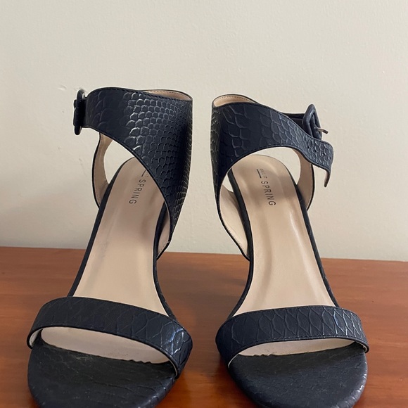 Black pumps - Picture 4 of 4